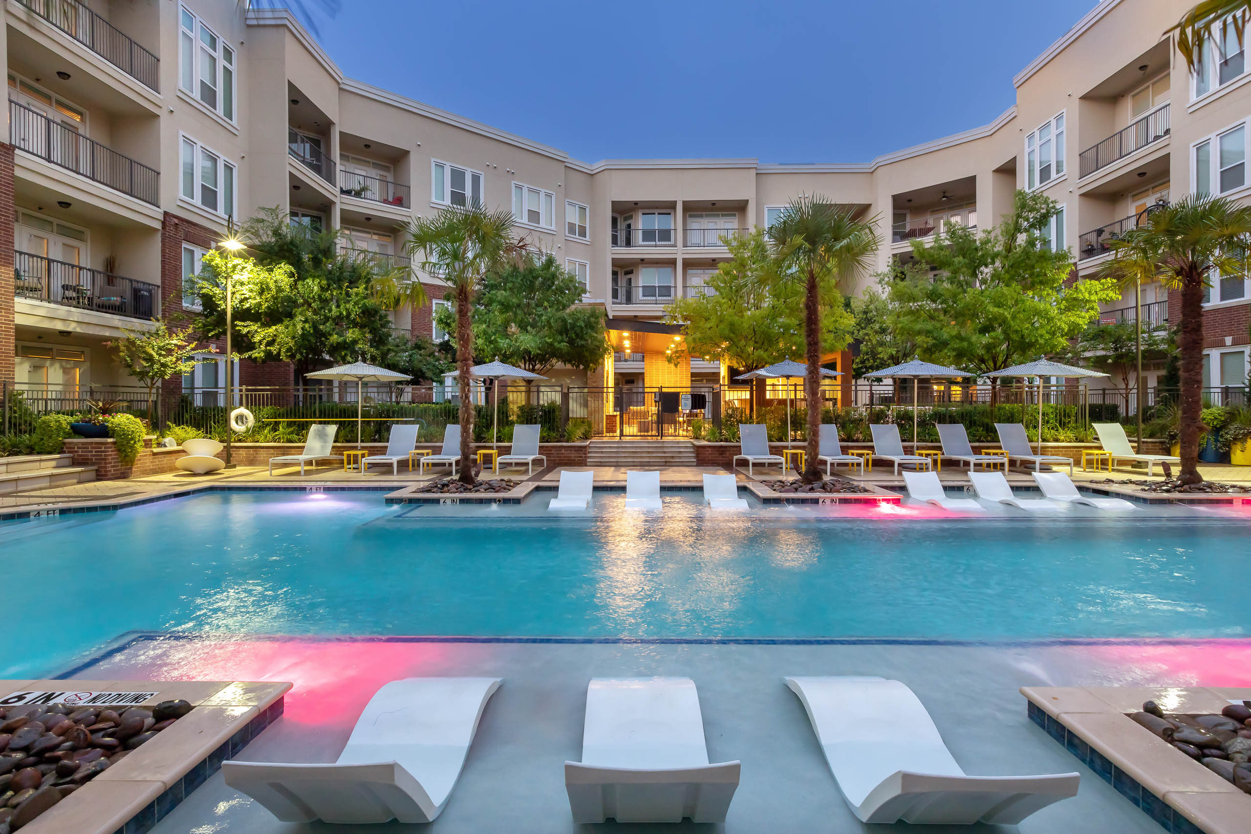 New Luxury Apartments in Frisco, TX AMLI Frisco Crossing