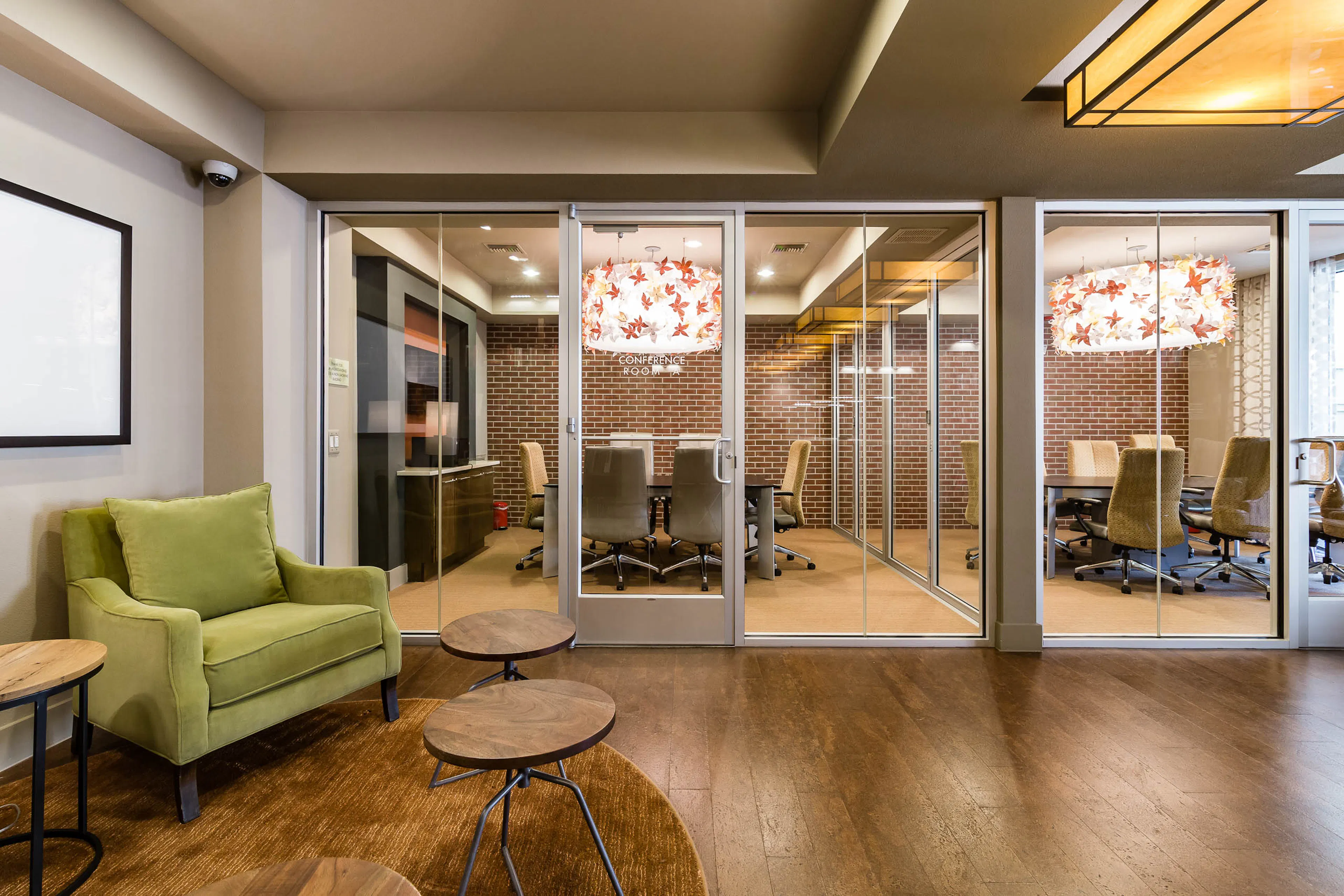 AMLI RidgeGate conference room amenity - Lone Tree, CO