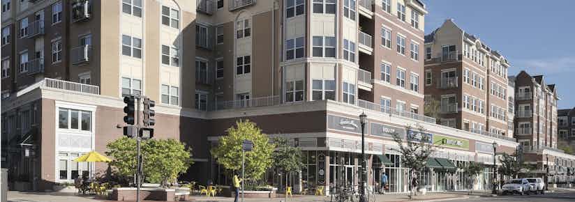 North Chicago Suburb Apartments Amli Residential North Chicago Suburb Apartments Amli Residential