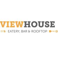 https://images.prismic.io/amli-website/ee90acfa8c260bbe52d72d16d3cbdcd3114043ee_littleton-village_perks_viewhouse.jpg?auto=compress,format