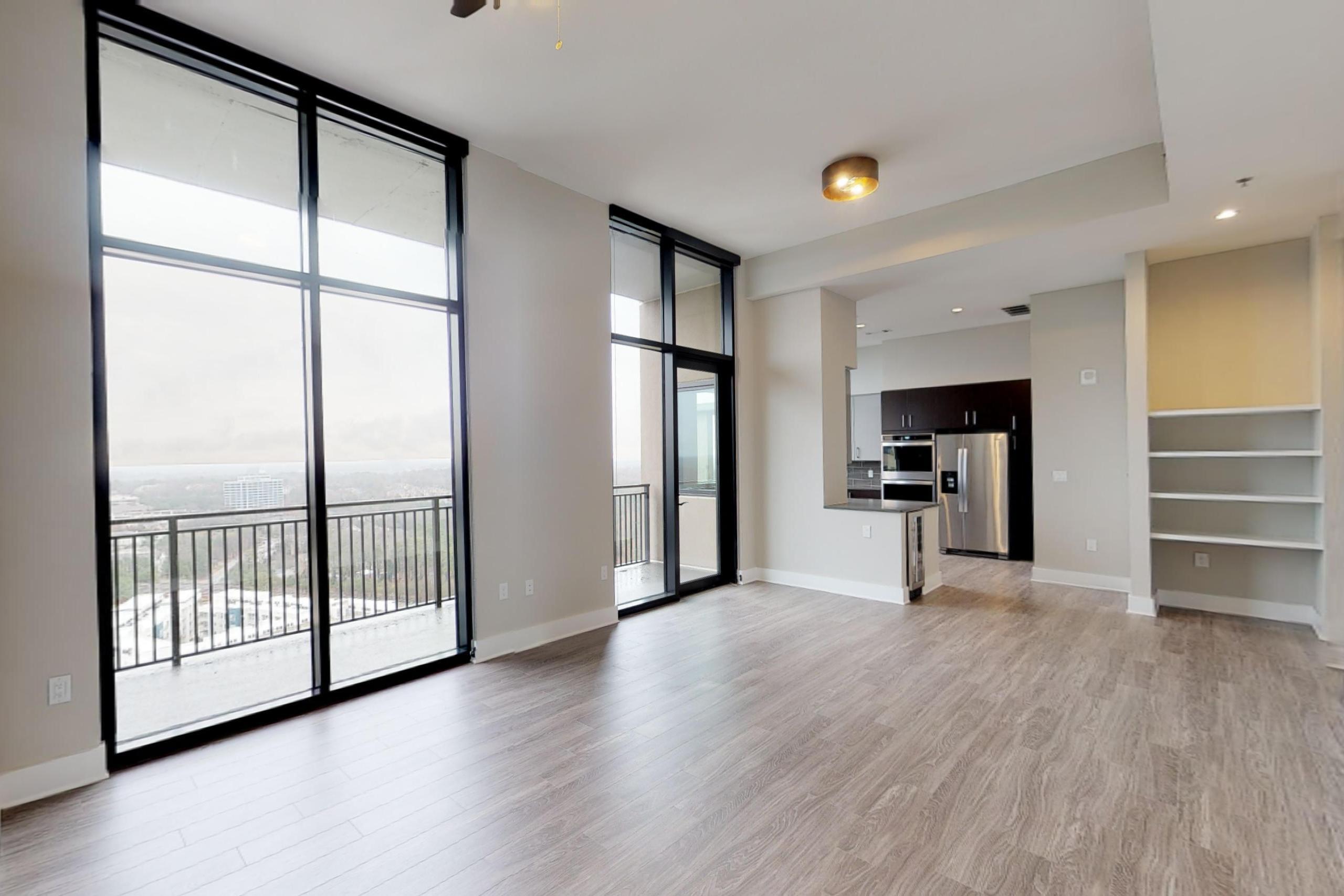 Apartments with Rooftop Pool in Buckhead, Atlanta, GA | AMLI Lenox