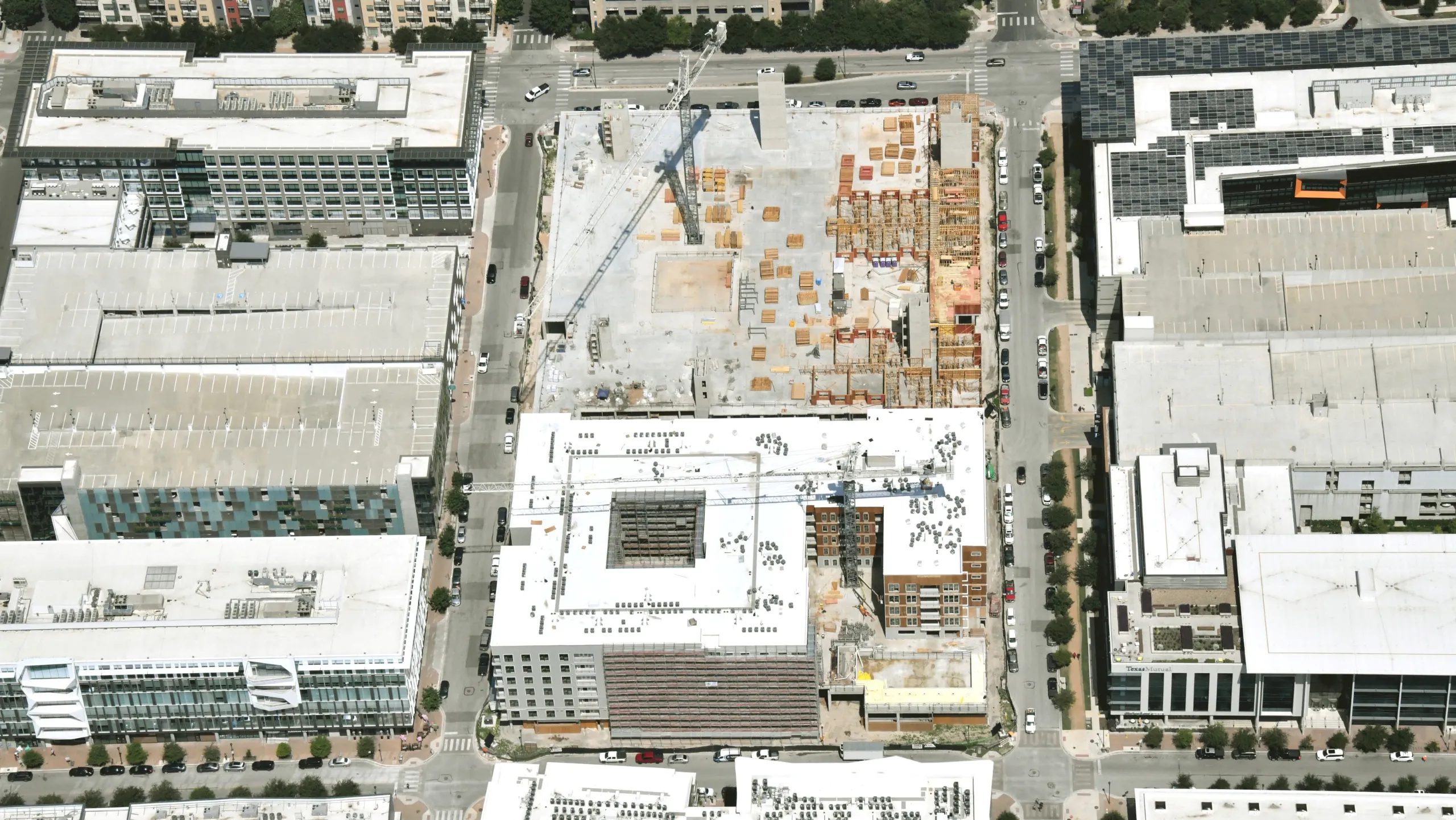 Aerial view of AMLI Park Central construction site with the east building facade work beginning.