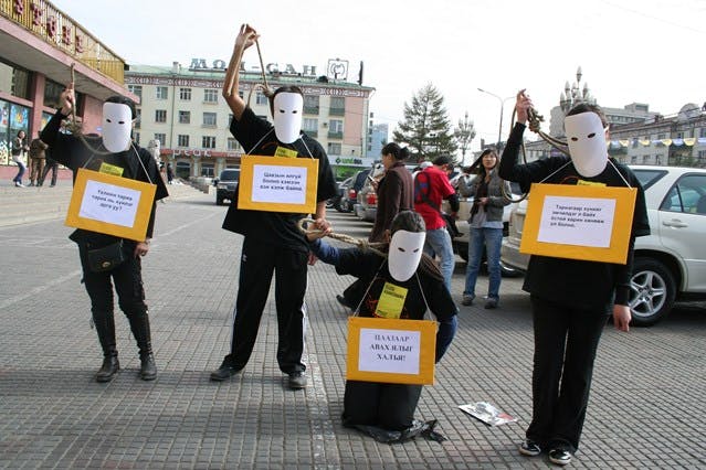 Mobilisation des militants d'Amnesty en Mongolie contre la peine de mort