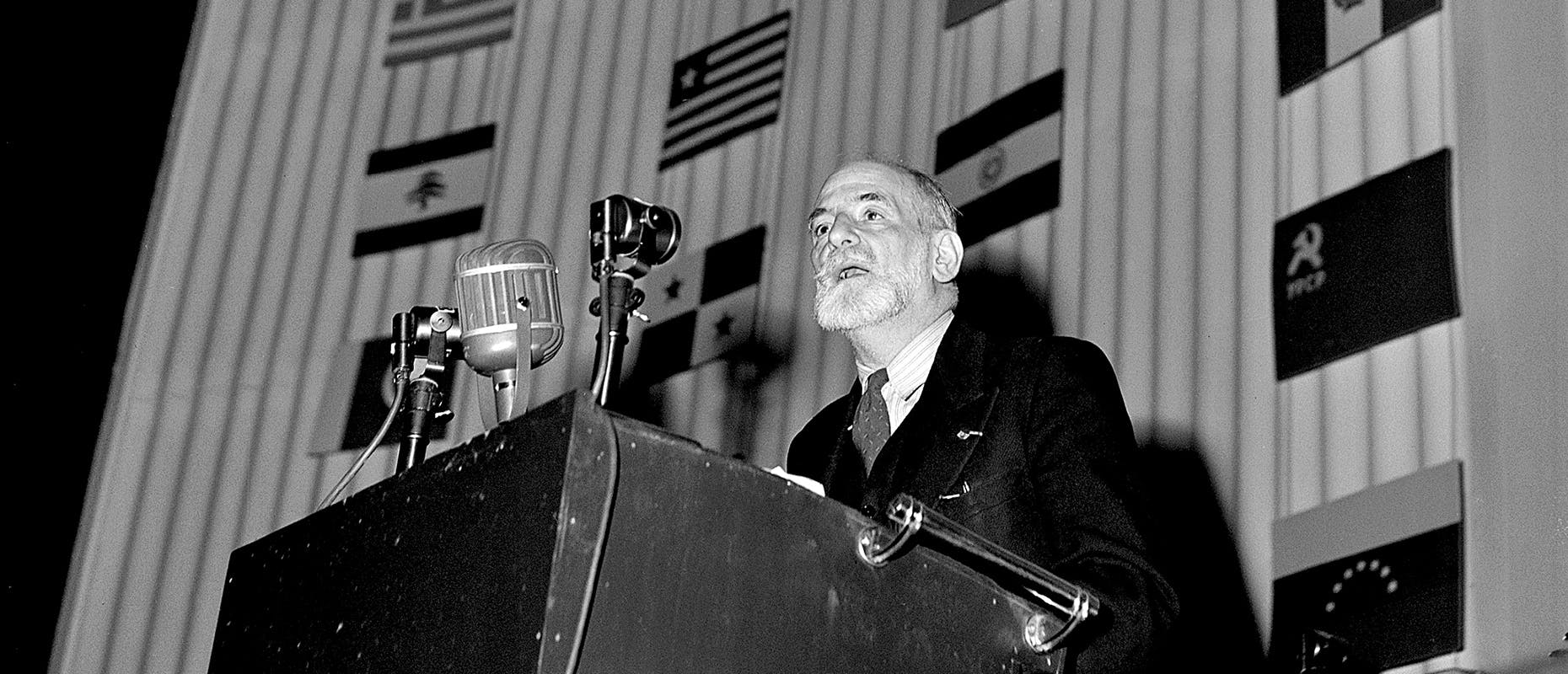 René Cassin à l'AG des Nations Unies du 10 décembre 1948 avant l'adoption de la Déclaration universelle de droits de l'homme
