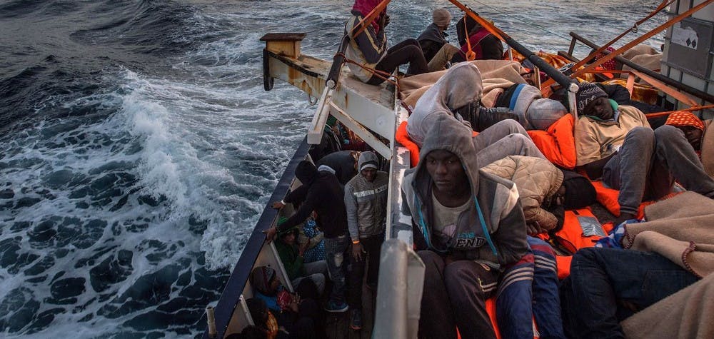 Sur le pont d'un bateau de secours de l'ONG espagnole Proactiva Open Arms