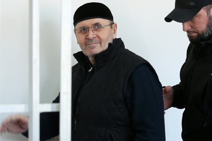 Oyoub Titiev au tribunal de Grozny 