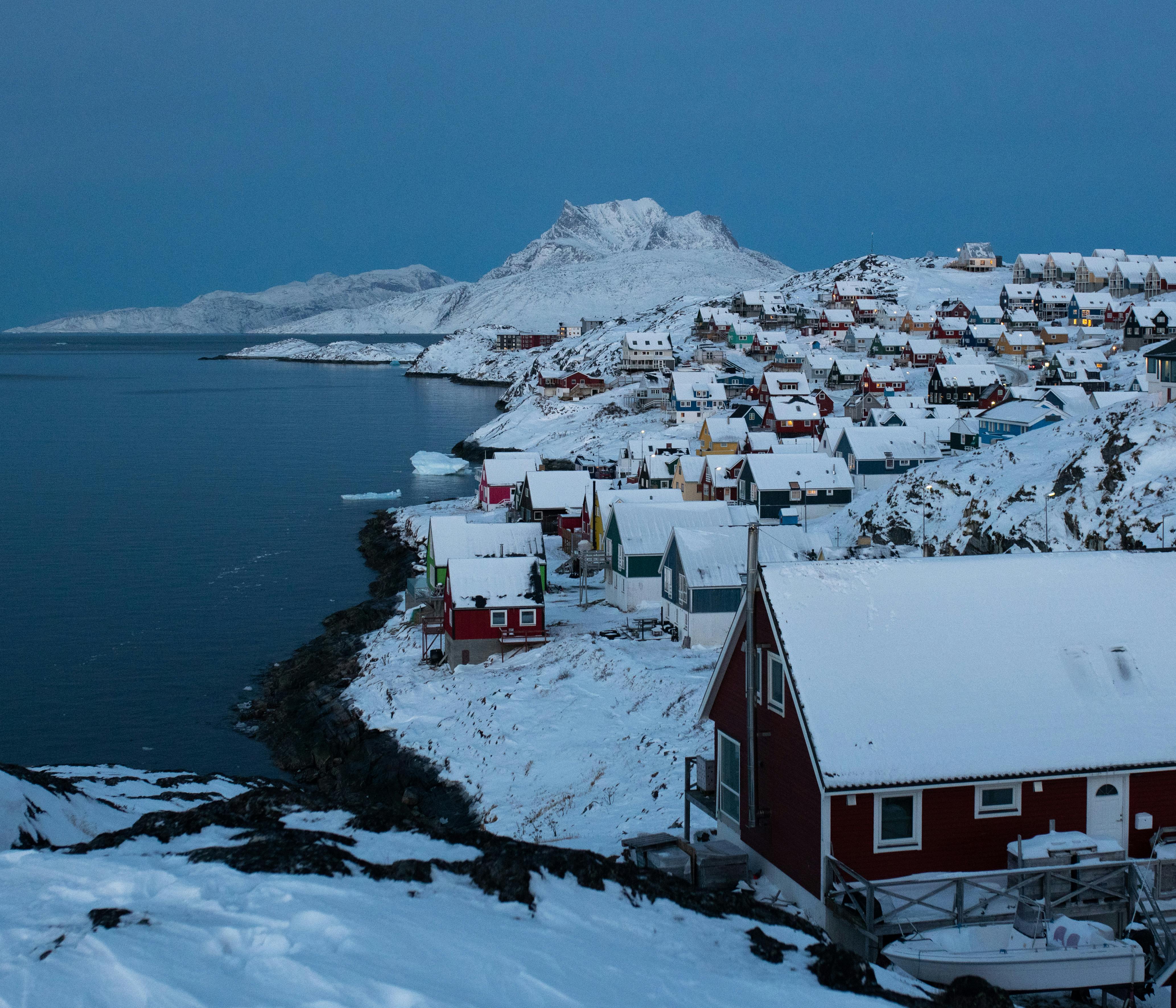Nuuk, la capitale du Groenland, située sur le côté ouest, compte 19 000 habitants