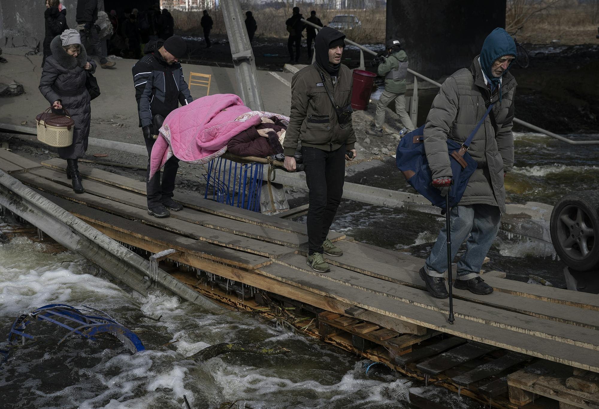 L'évacuation des civils des villes ukrainiennes d'Irpin et de Bucha se poursuit, dans la région de Kiev, 10 mars