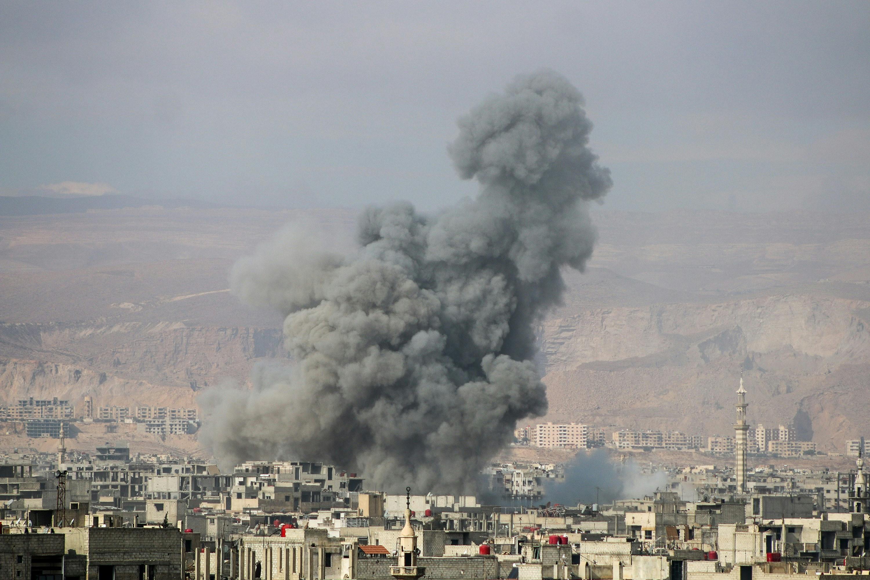Bombardement sur la ville d'Arbin the Eastern la Goutha, proche de Damas. Novembre 2017
