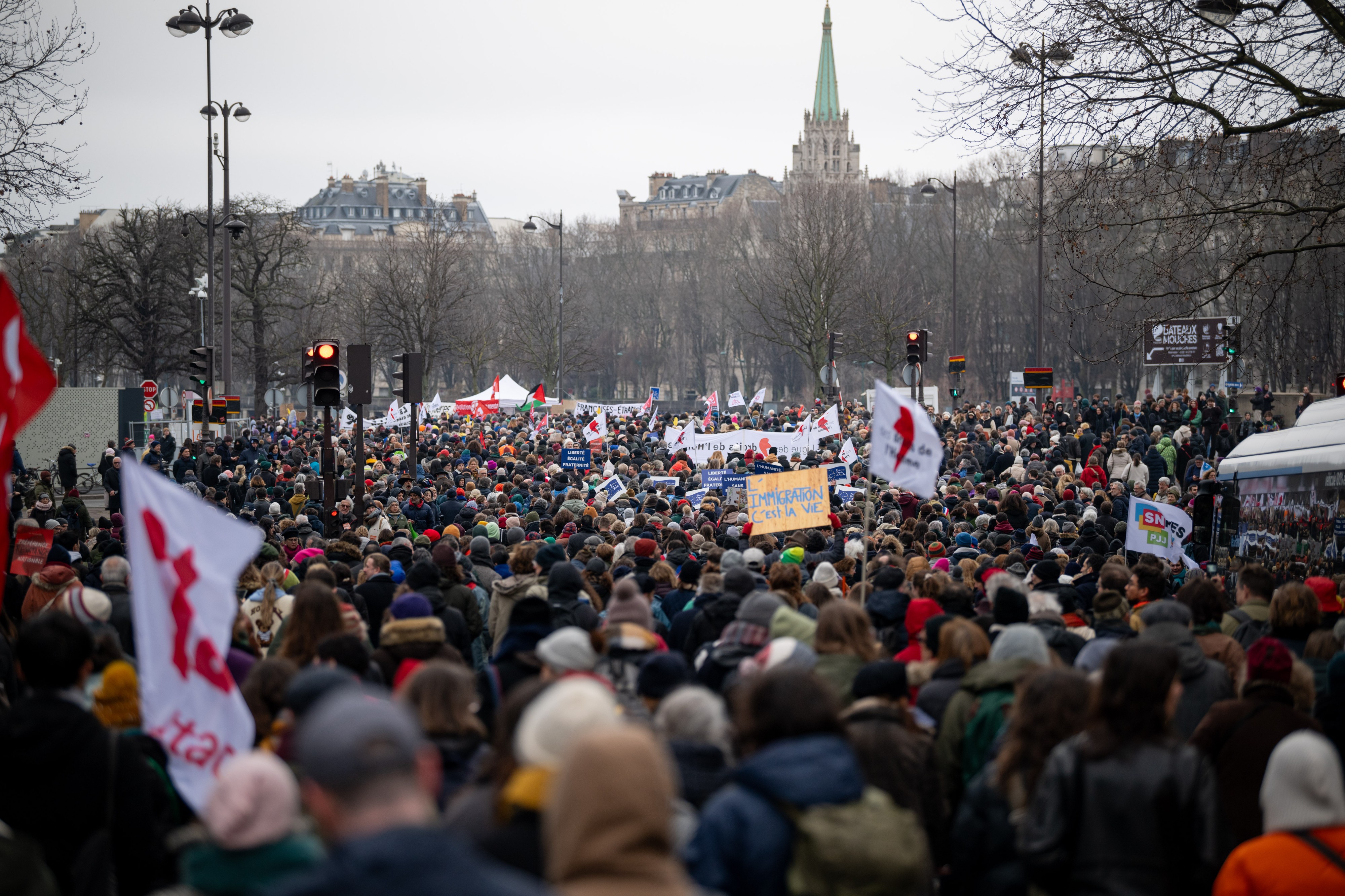 Loi « Asile Et Immigration » : Le Recul Historique De La France ...