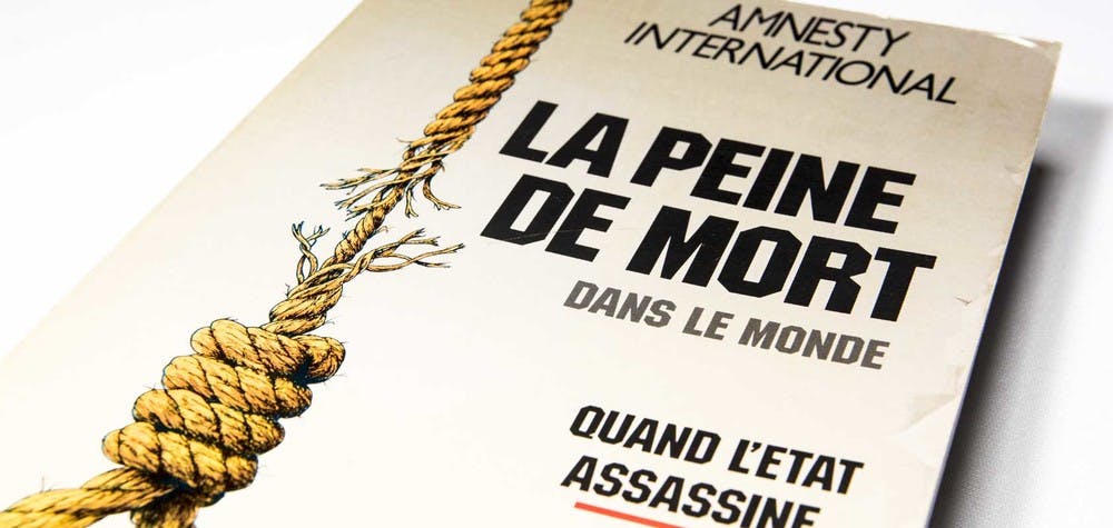 Couverture du Rapport "la peine de mort dans le monde - Quand l'État assassine"