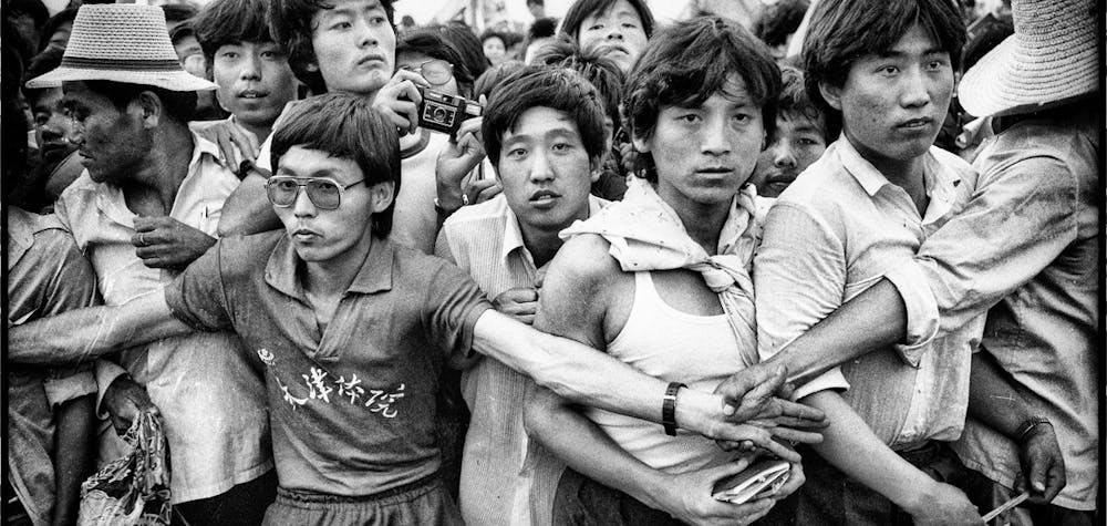 Manifestation étudiante place Tiananmen pour demander plus d'ouverture, de droits et de libertés. Ce mouvement de protestation en faveur de la démocratie a été réprimé dans le sang par les autorités chinoises. Pékin, Chine, le 28 mai 1989. 