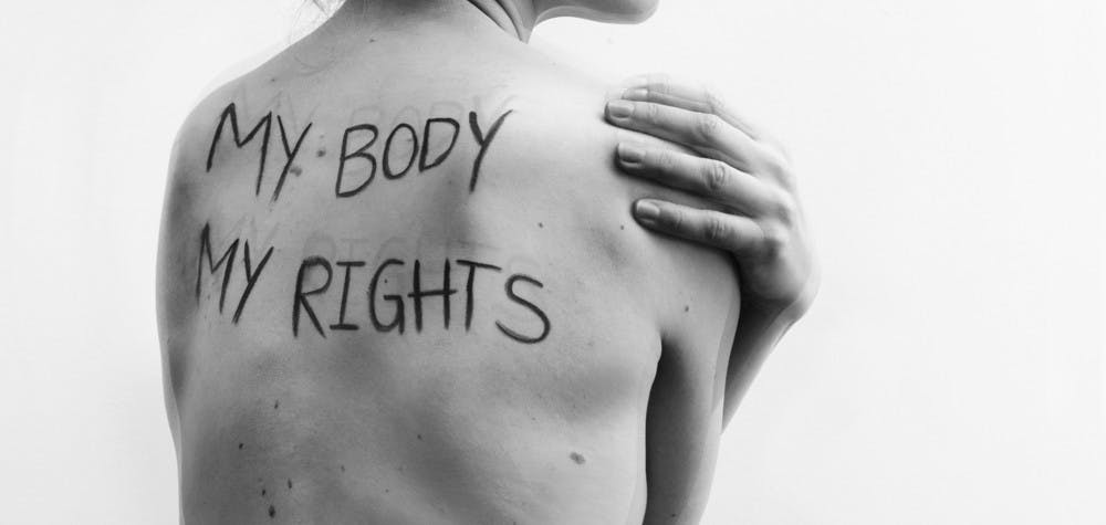 Une photo de la série commandée par Amnesty International Islande pour la campagne mondiale "My Body My Rights"