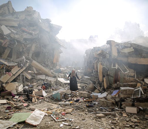 © Collection privée
Des Palestiniens déplacés empruntent la route côtière de Rashid pour retourner à la ville de Gaza en passant par Nuseirat, dans le centre de la bande de Gaza, le 14 avril 2024, dans le cadre du conflit en cours dans le territoire palestinien entre Israël et le groupe militant du Hamas.