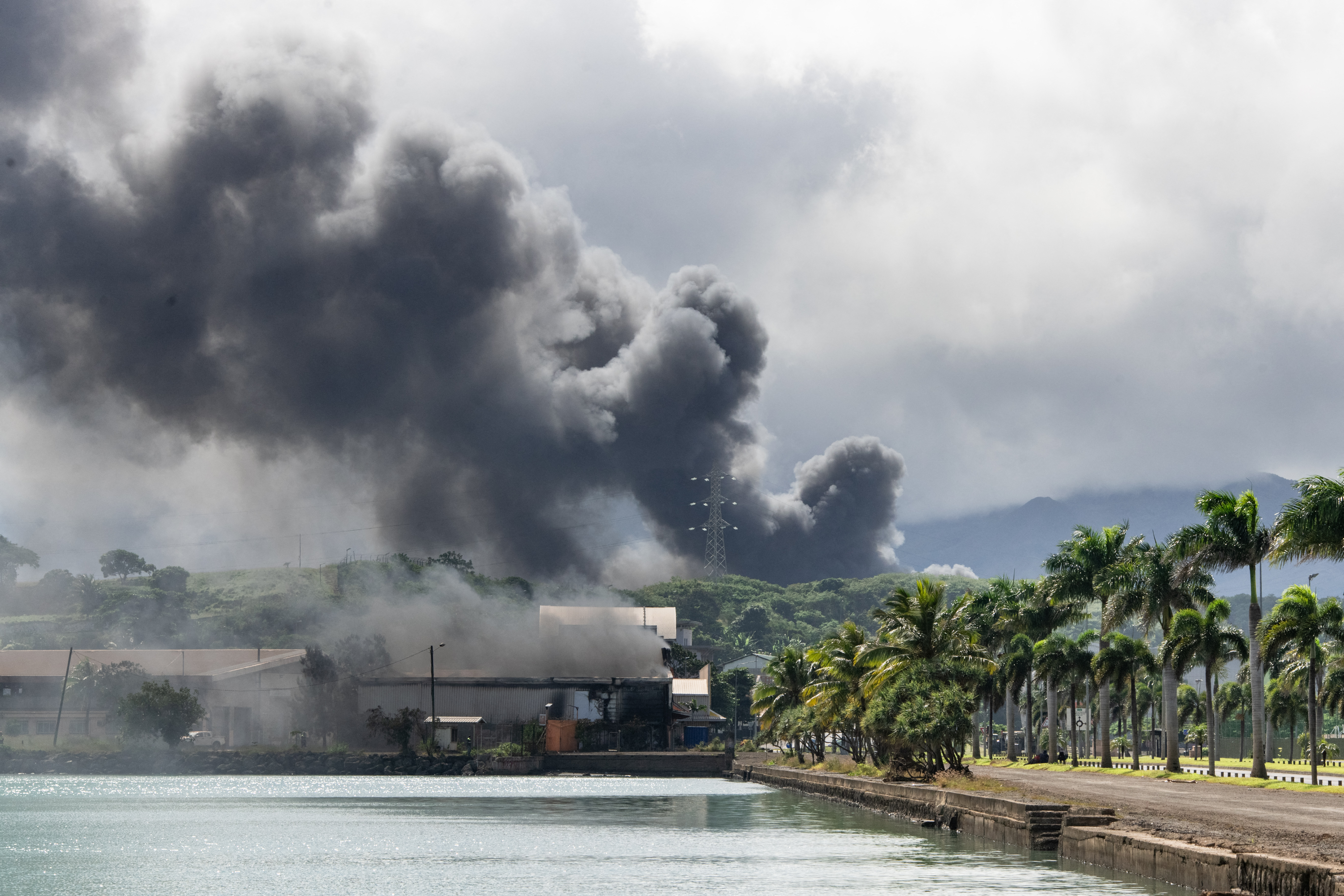 Zkxzbiol0Zci9UEr_080_HL_DMAYEUR_2383431-1-.jpg?auto=format,compress?auto=compress,format&rect=0,1038,5460,2600&w=1680&h=800