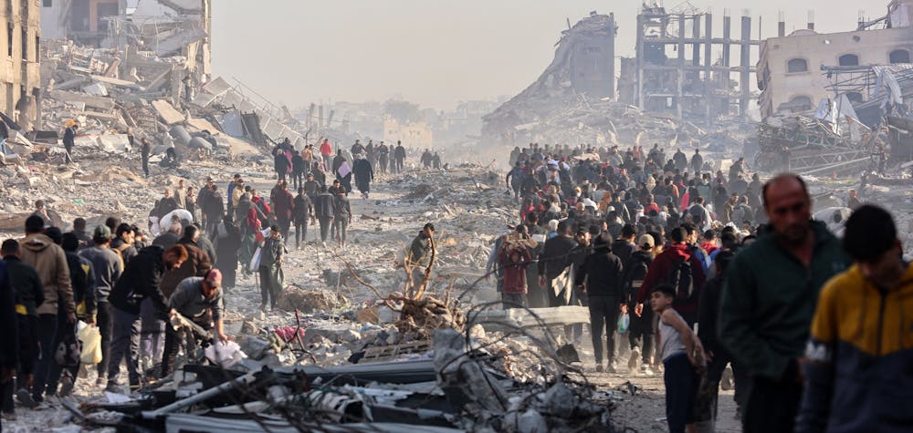 Palestiniens se déplaçant dans la bande de Gaza, de Saftawi à Jabalia