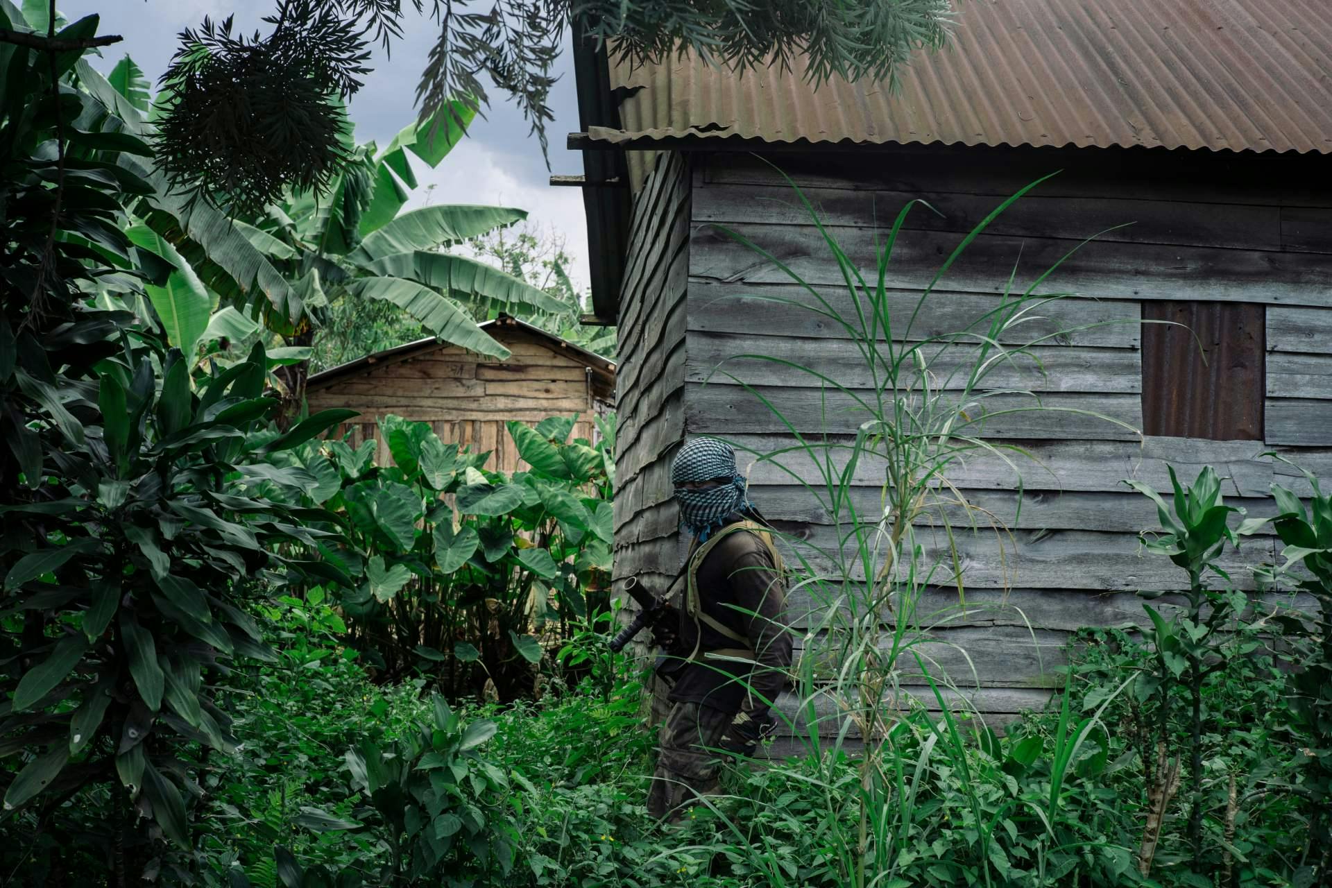 Combattant du groupe armé APCLS, Nord-Kivu, dans l'est de la République démocratique du Congo, Philémon Barbier