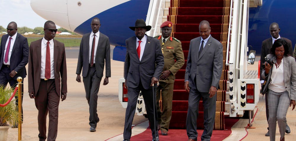 Arrivée du président sud-soudanais Salva Kiir à l'aéroport international de Juba, Soudan du Sud. 