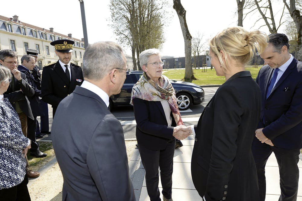 Geneviève Darrieussecq, secrétaire d’État auprès de la ministre des Armées, inaugure le campus Cockerill. 16 avril 2019 