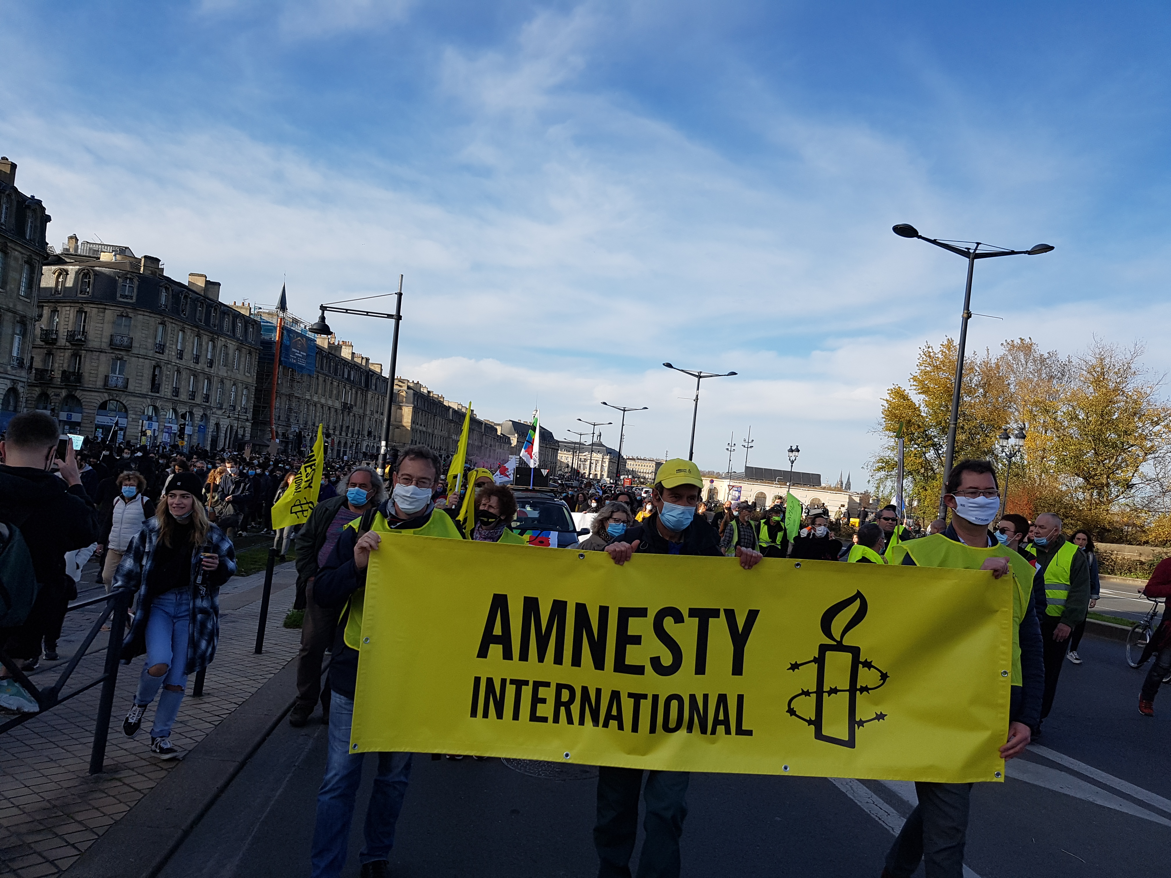 Action Pour Le Droit De Manifester - Signature Pétitions - Amnesty ...