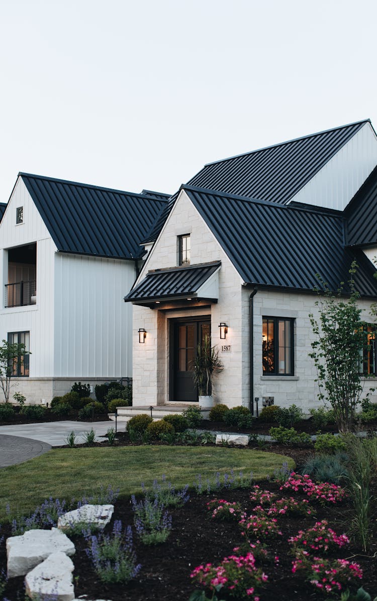 Amy-Storm-&-Company-Interior-Design-Chicago-Project-Aspen-v-Wheaton-Front-Exterior