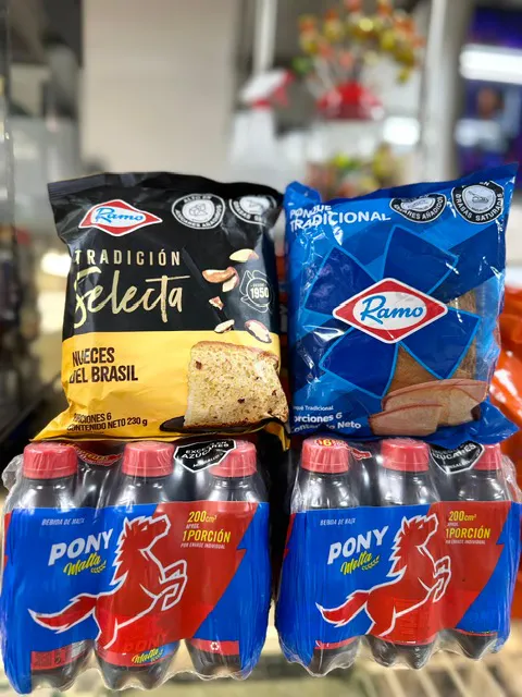 Pony Malta y snacks