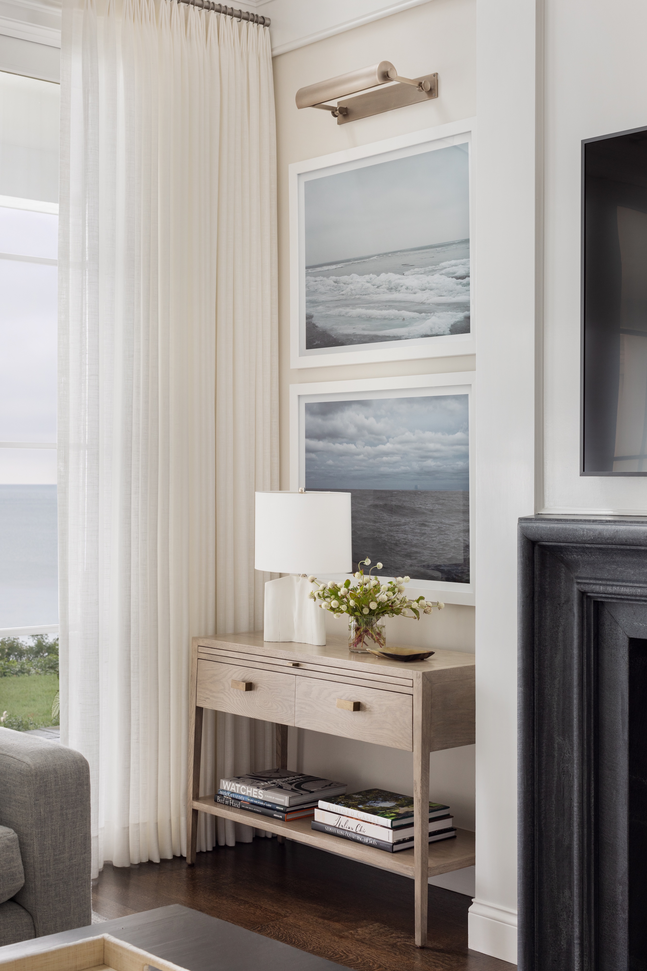 Andrea Goldman Luxury Interior Design Firm Chicago Coastal Residence Openplan Livingroom Details