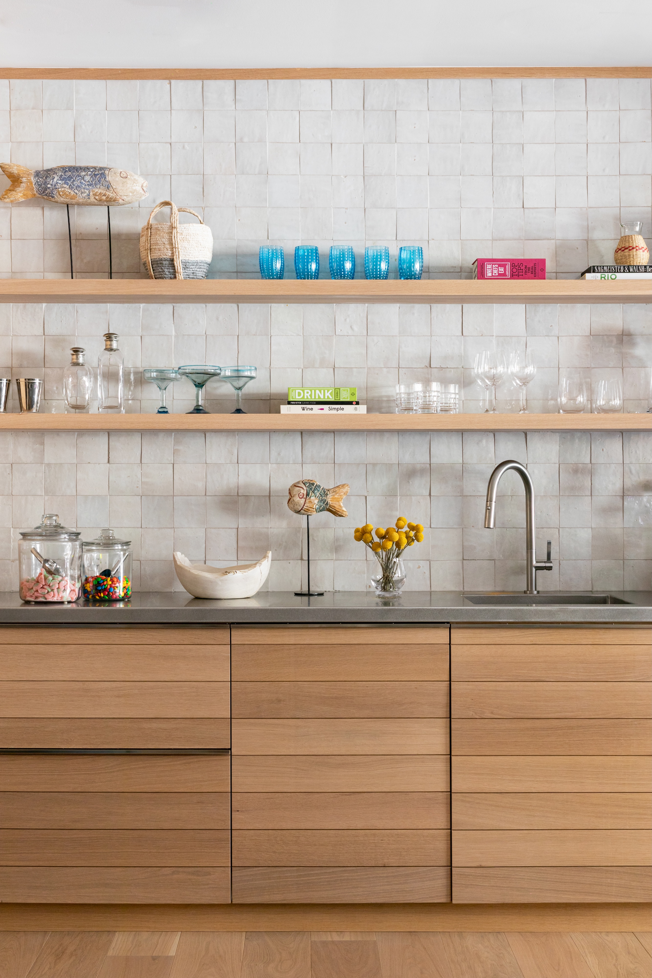 Andrea Goldman Luxury Interior Design Firm Chicago Coastal Residence Entertainment Lounge Bar