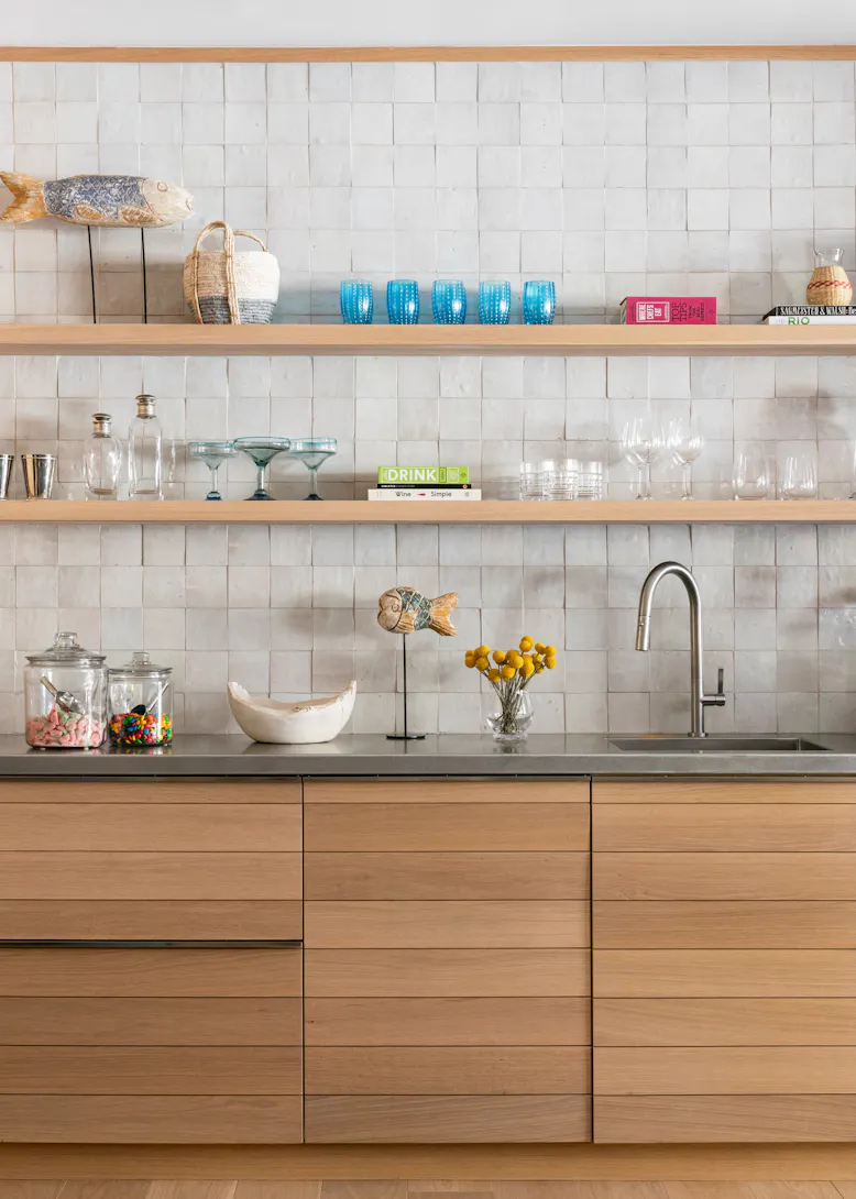 Andrea Goldman Luxury Interior Design Firm Chicago Coastal Residence Entertainment Lounge Bar