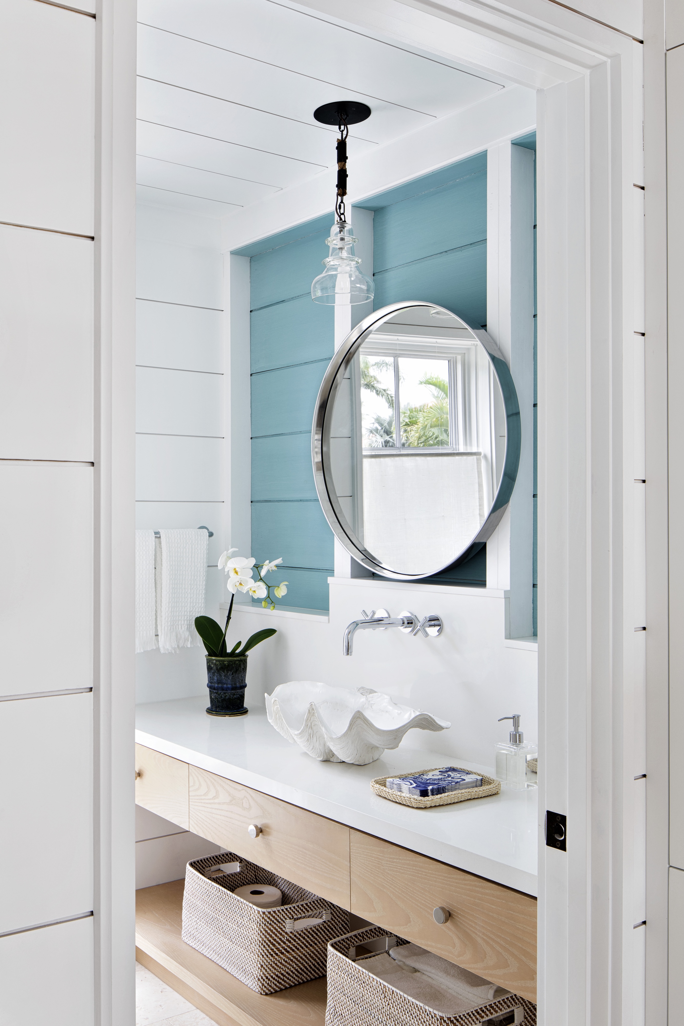 ON Andrea Goldman Luxury Interior Design Firm Chicago Floridian Guest House Powderoom