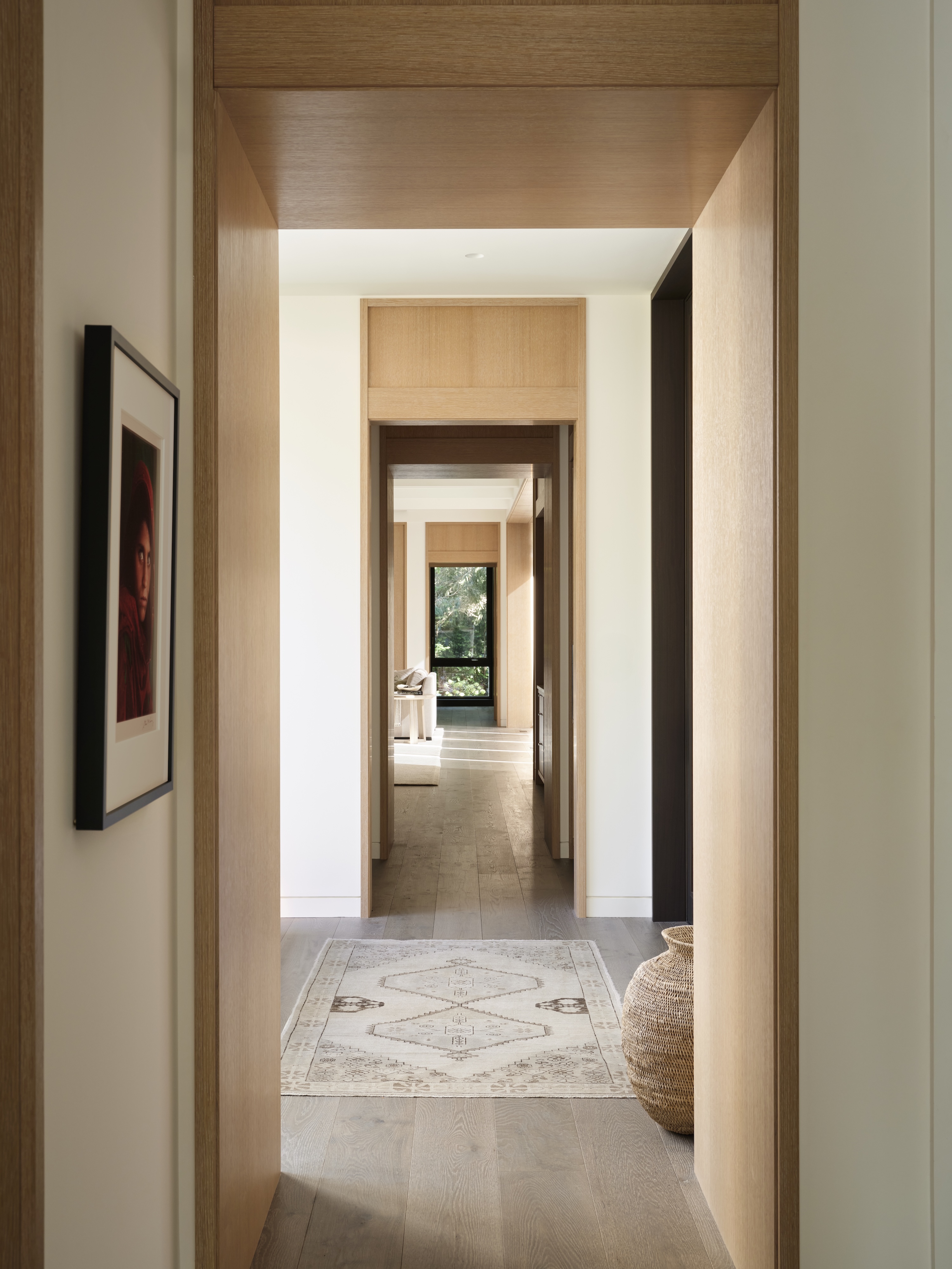 On Andrea Goldman Luxury Interior Design Firm Chicago Gallery Residence Hallway