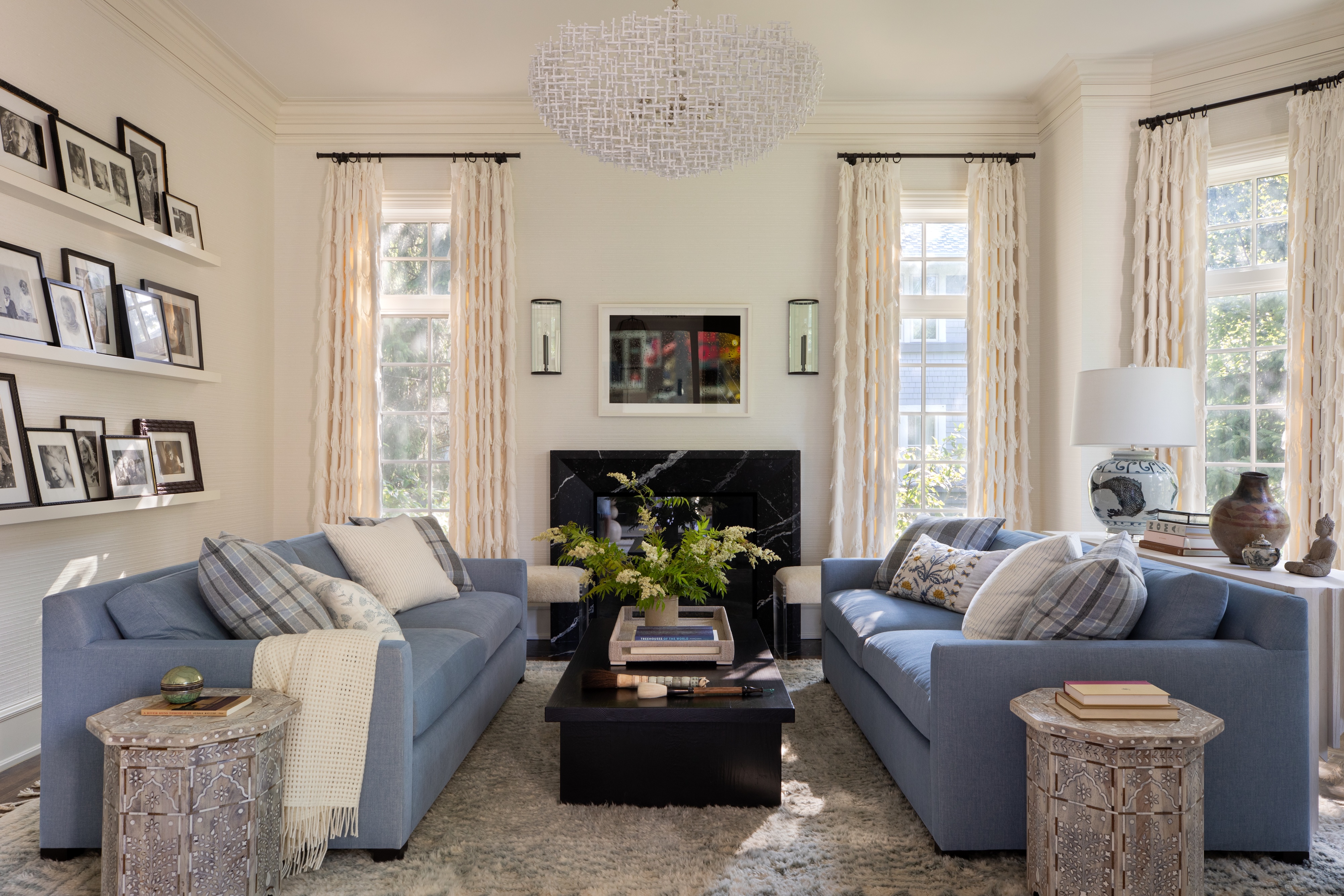 PR Andrea Goldman Luxury Interior Design Firm Chicago Glencoe Retreat Livingroom