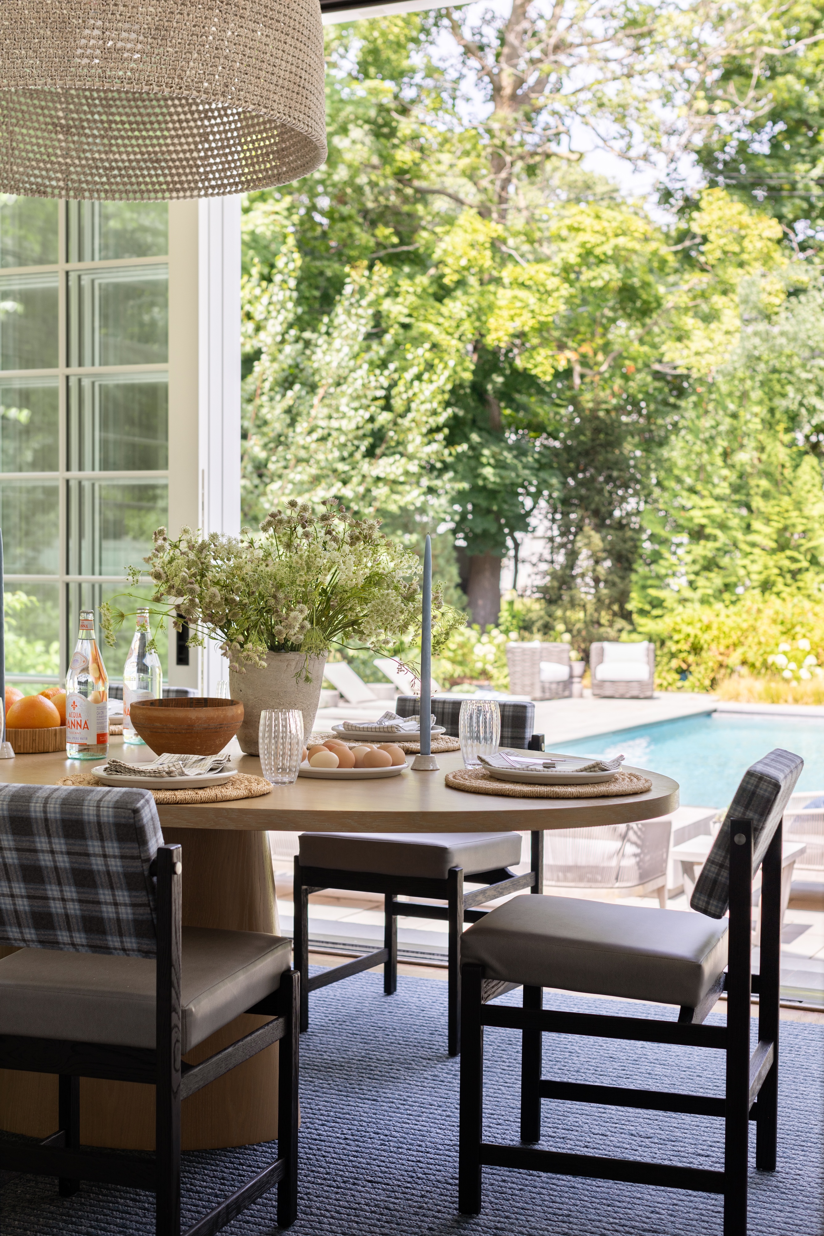 Pf Andrea Goldman Luxury Interior Design Firm Chicago Glencoe Retreat Poolside Dining Details