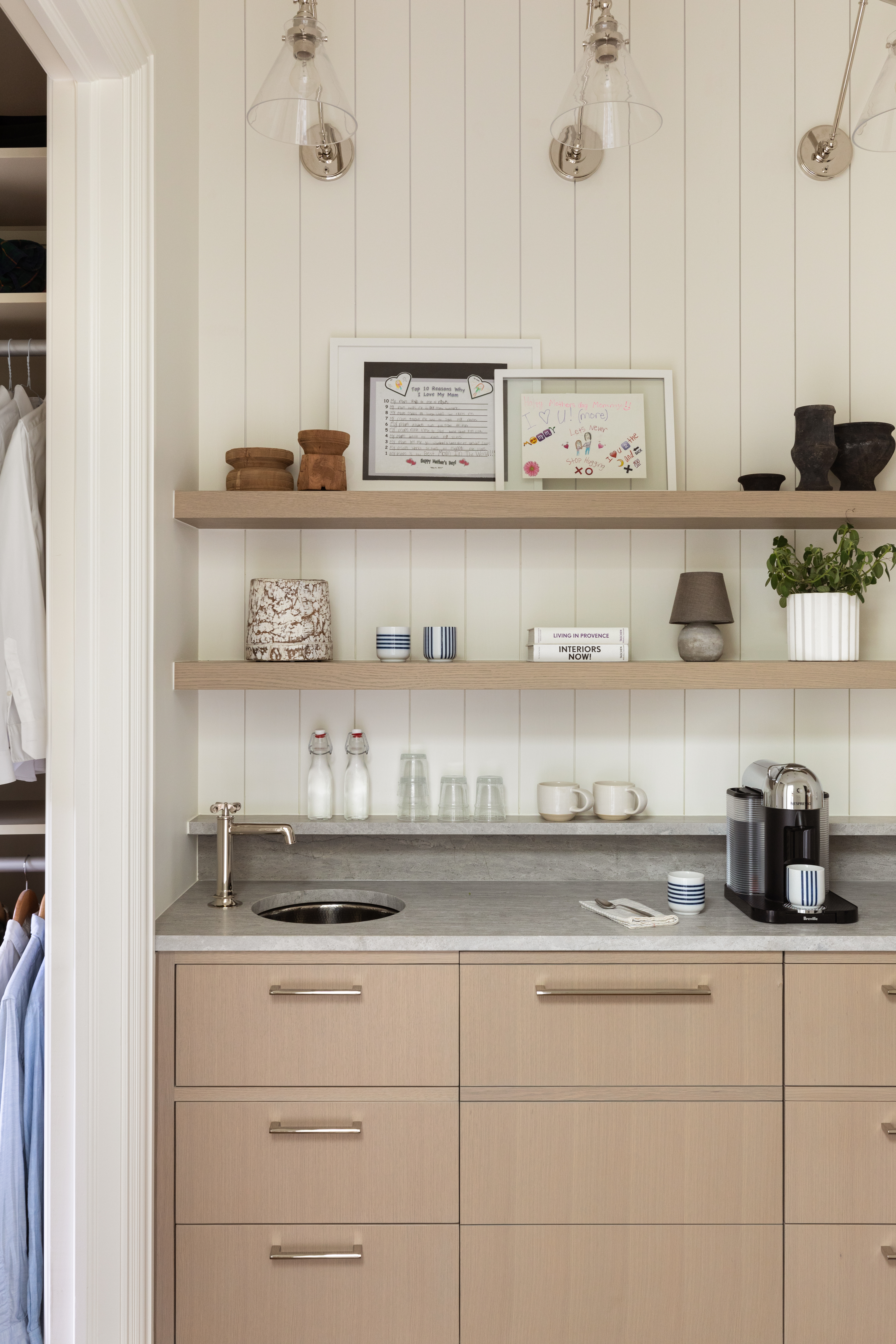 Pj Andrea Goldman Luxury Interior Design Firm Chicago Glencoe Retreat Bedroom Kitchenette