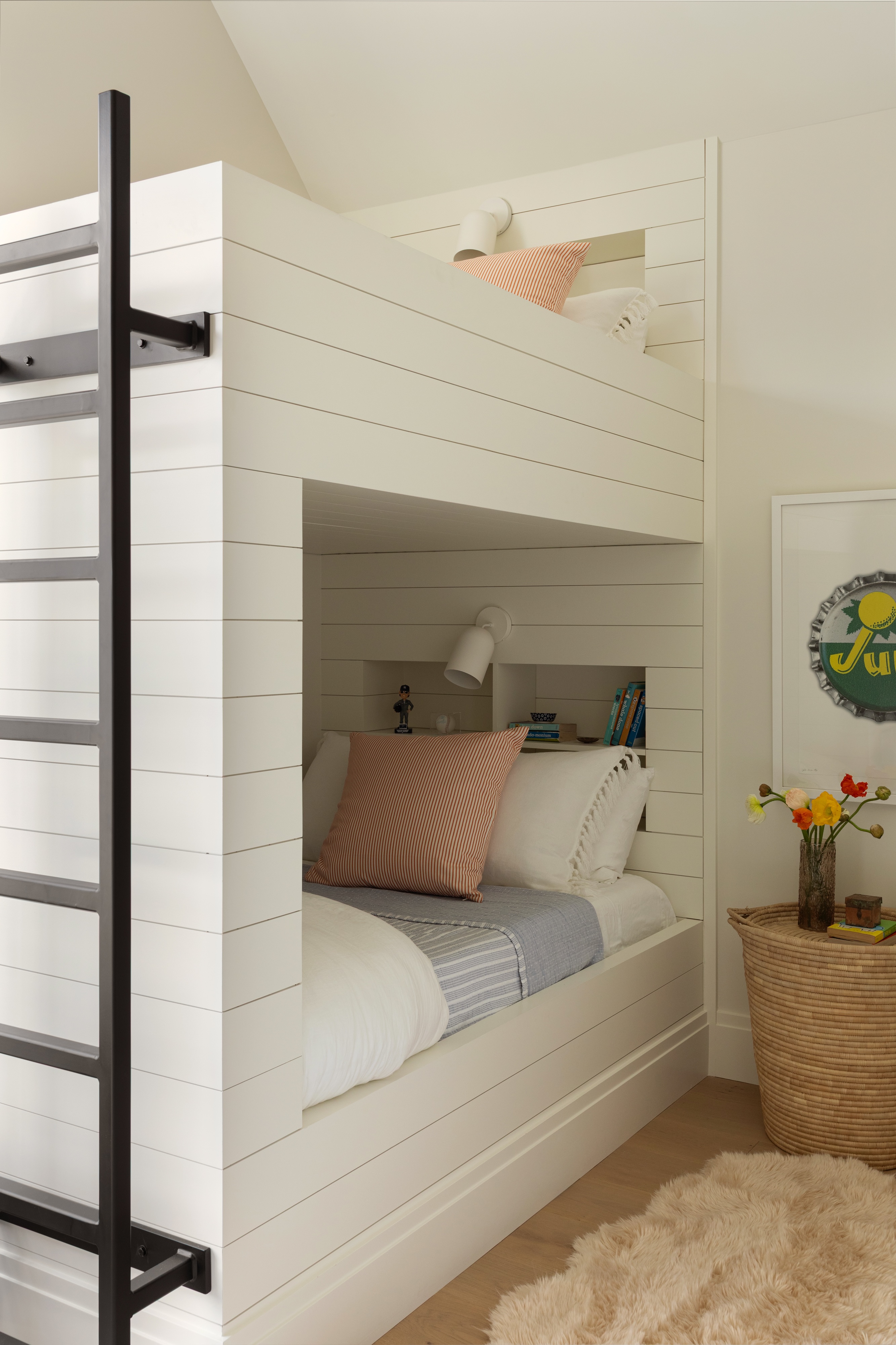 Qe Andrea Goldman Luxury Interior Design Firm Chicago Chavin Guestroom Bunkbeds Details