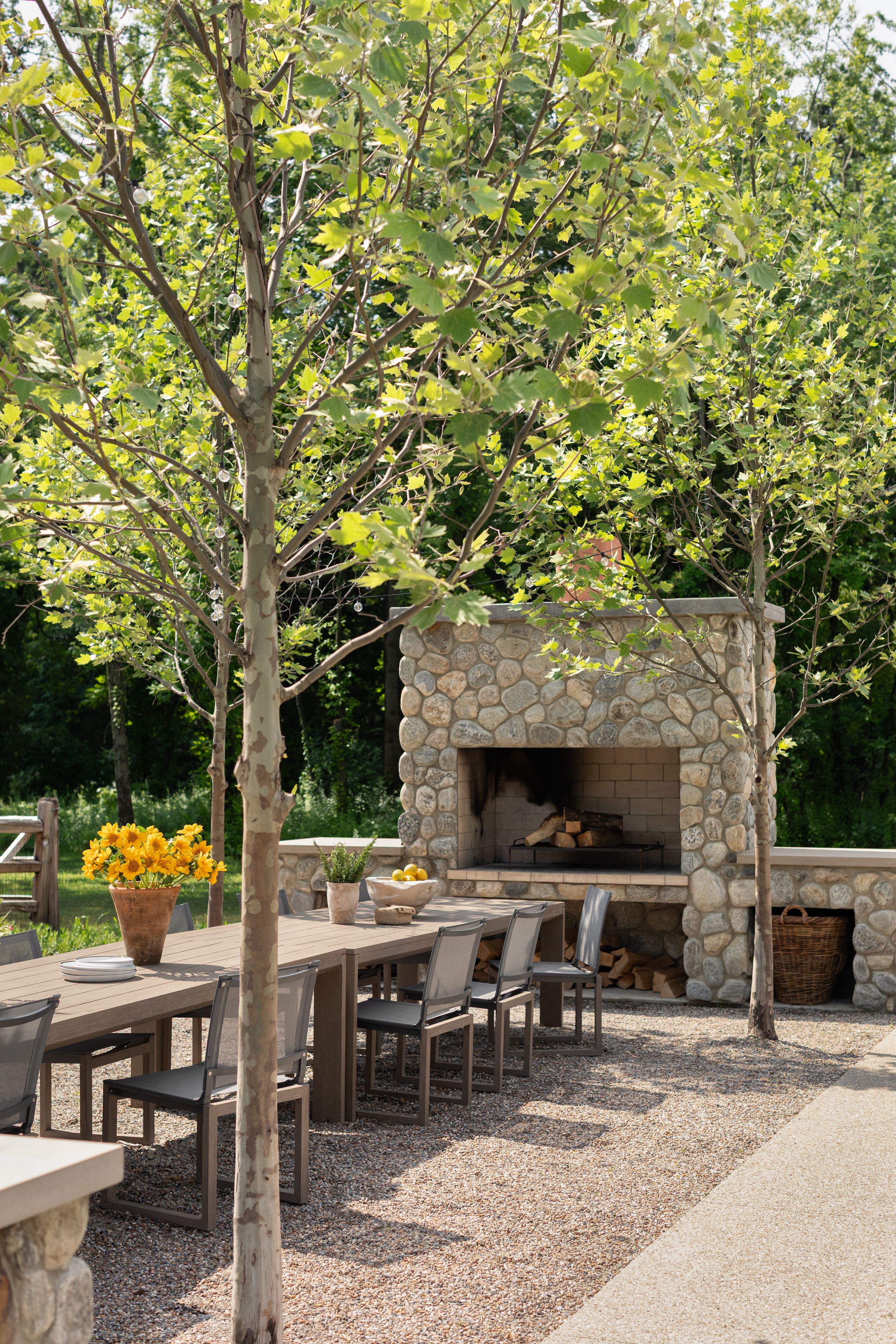 Q0 Andrea Goldman Luxury Interior Design Firm Chicago Chavin Outdoor Dining Cooking