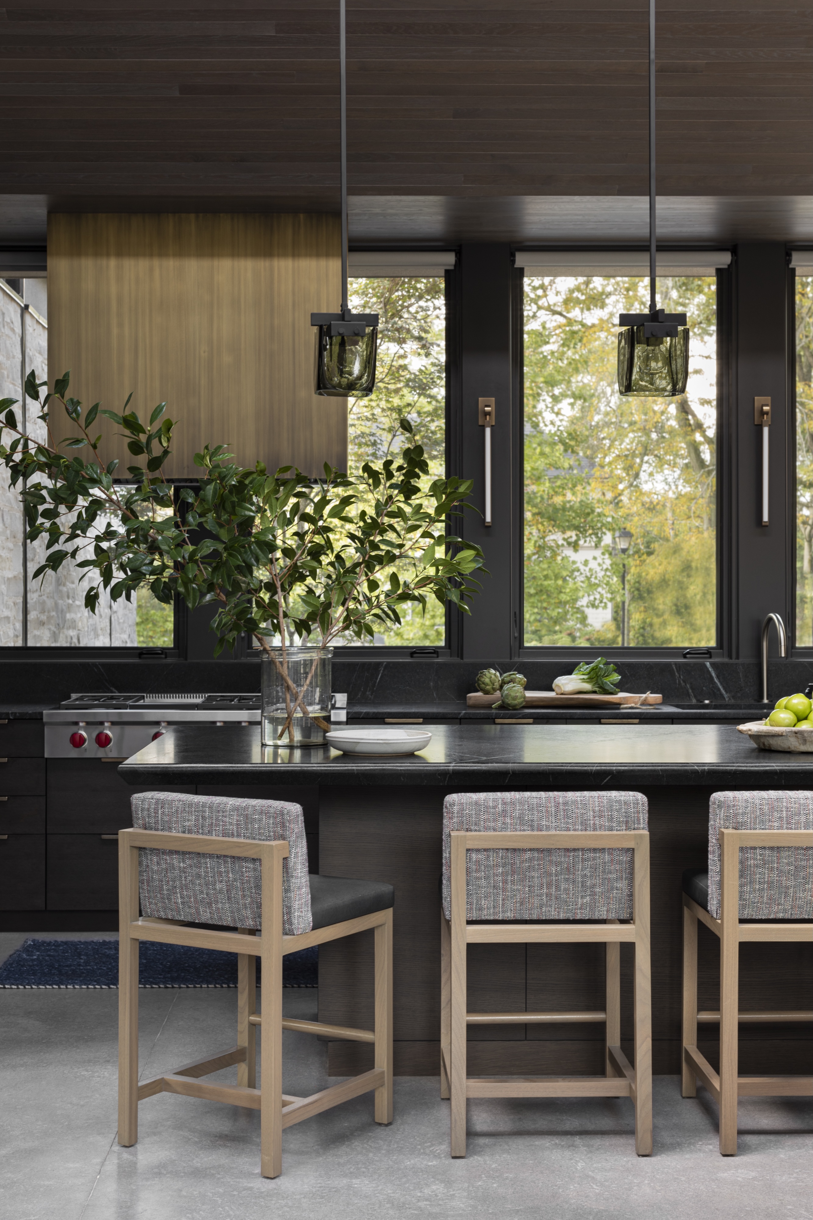 XH Andrea Goldman Luxury Interior Design Firm Chicago Mountain Inspired Home Openplan Living Dining Kitchen Island