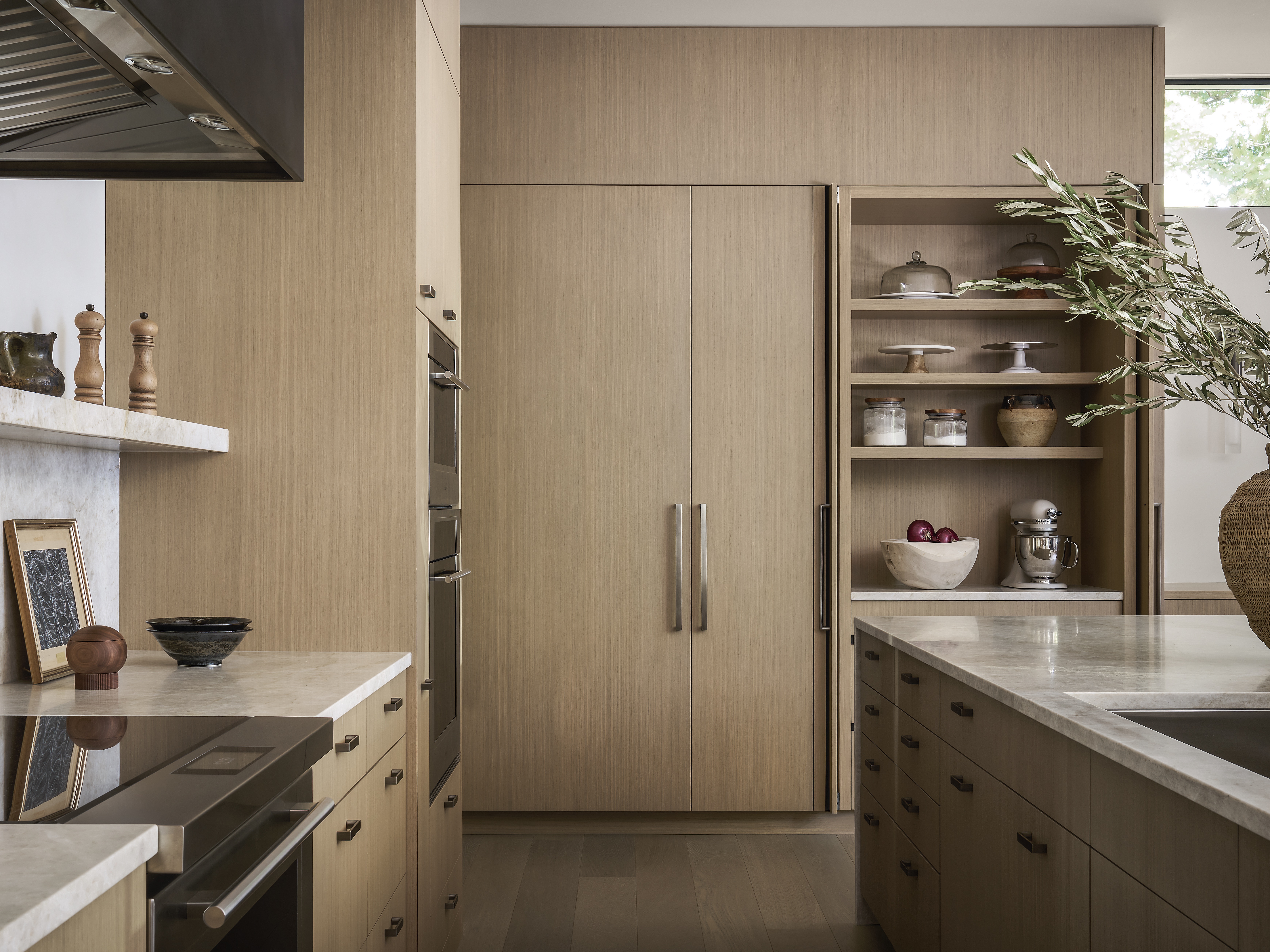 aE Andrea Goldman Luxury Interior Design Firm Chicago The Treehouse Kitchen