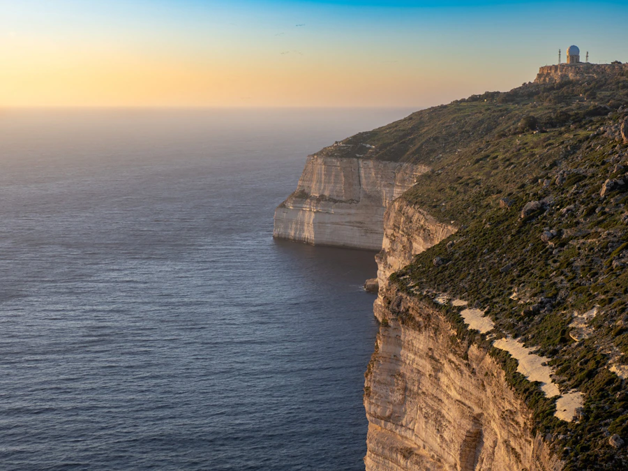 Cliff