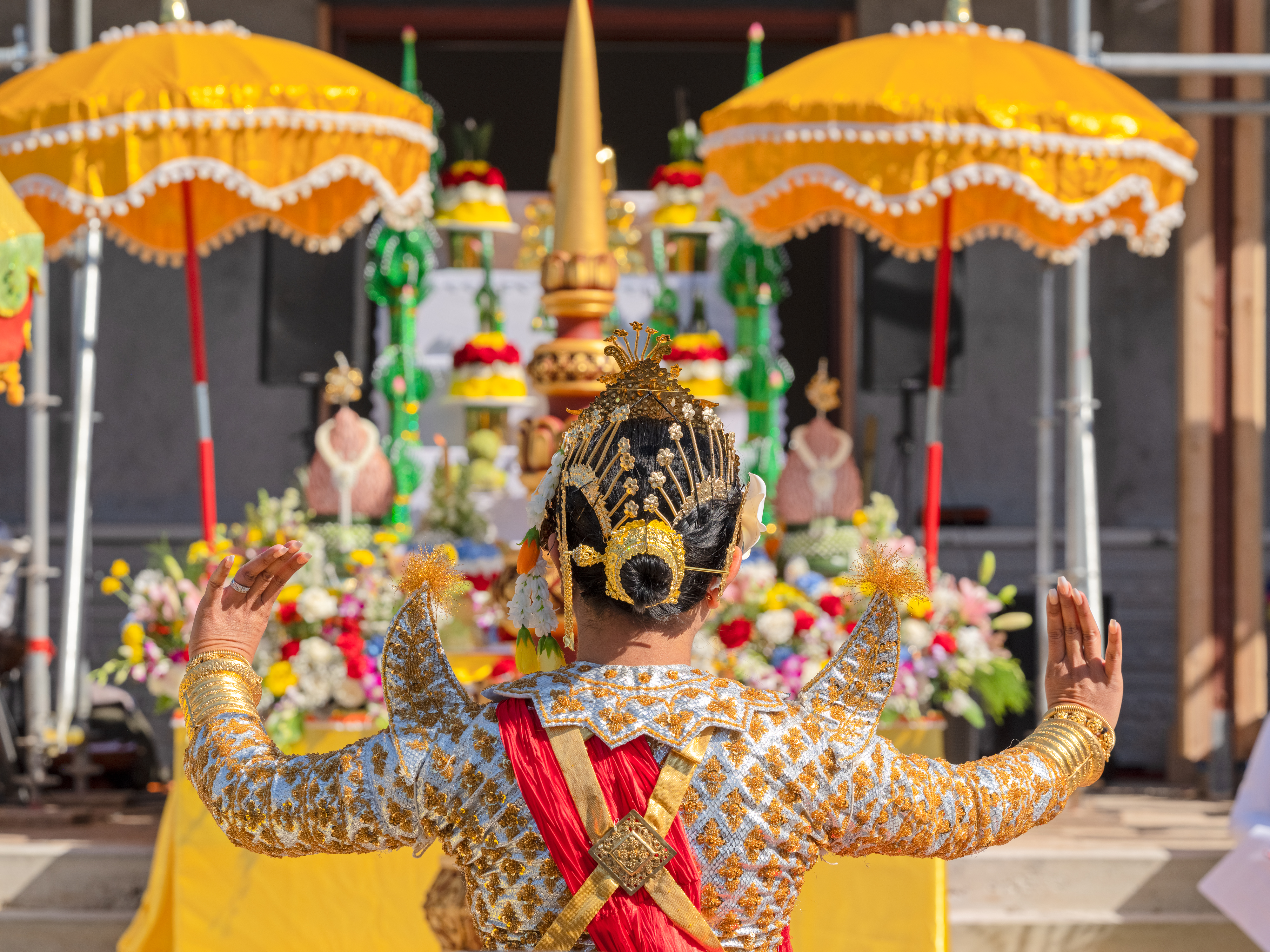 Andrew-Mann-Architecture-California-Wat-Khmer-Kampuchea-Krom-Temple-Part-V-Dance
