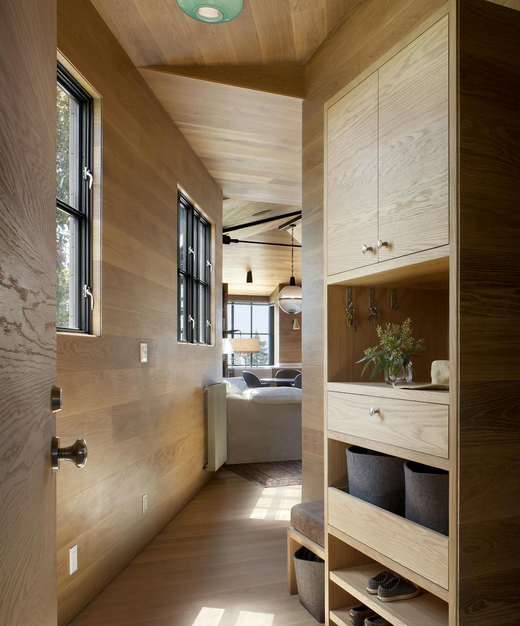 Andrew-Mann-Architecture-California-House-For-an-Artist-Bedroom-Hallway-Cabinet