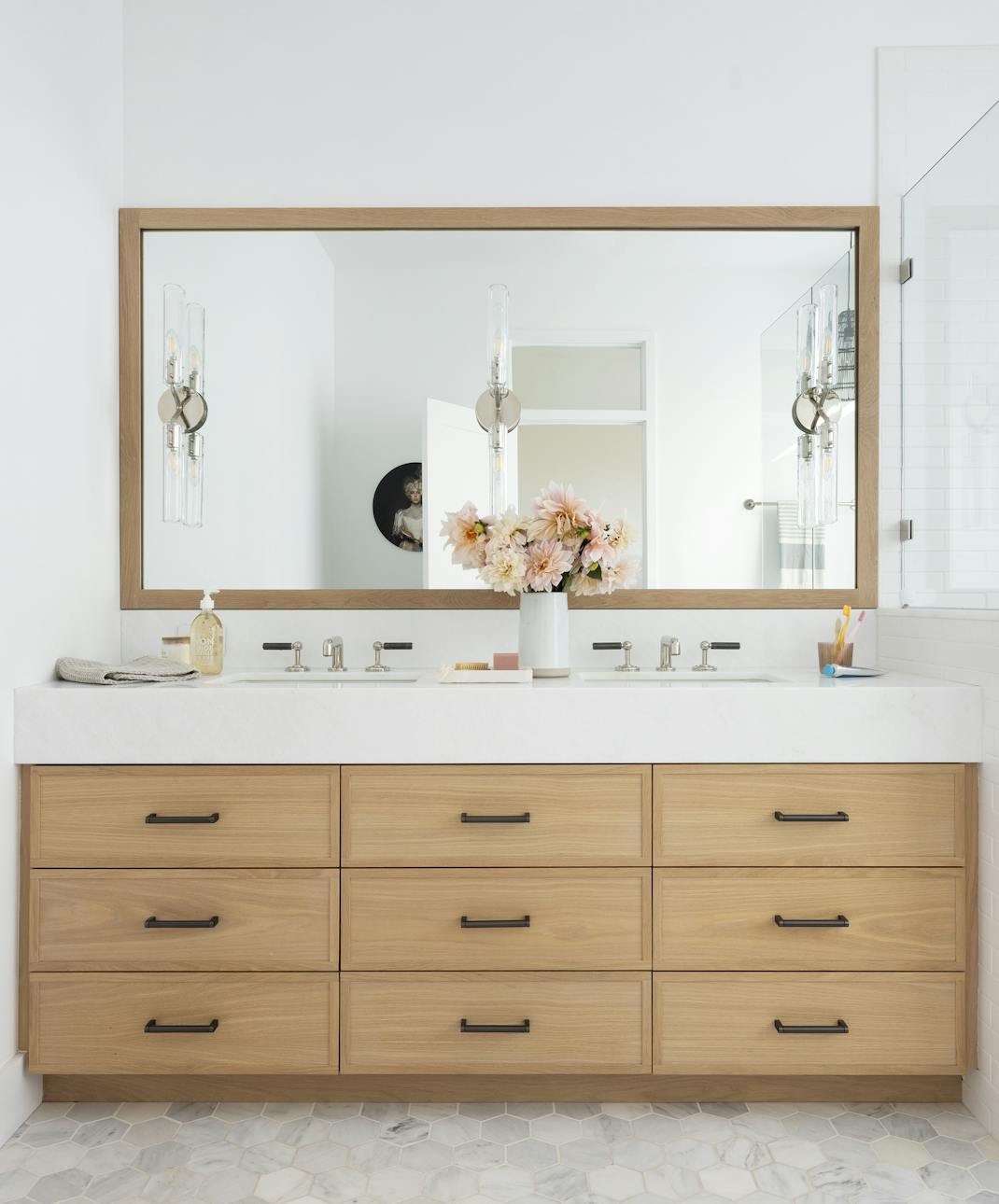 Andrew-Mann-Architecture-California-Noe-Valley-Perch-Bathroom-Vanity