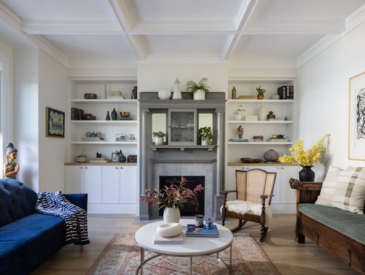 Andrew-Mann-Architecture-California-Noe-Valley-Perch-Living-Room-with-Fireplace
