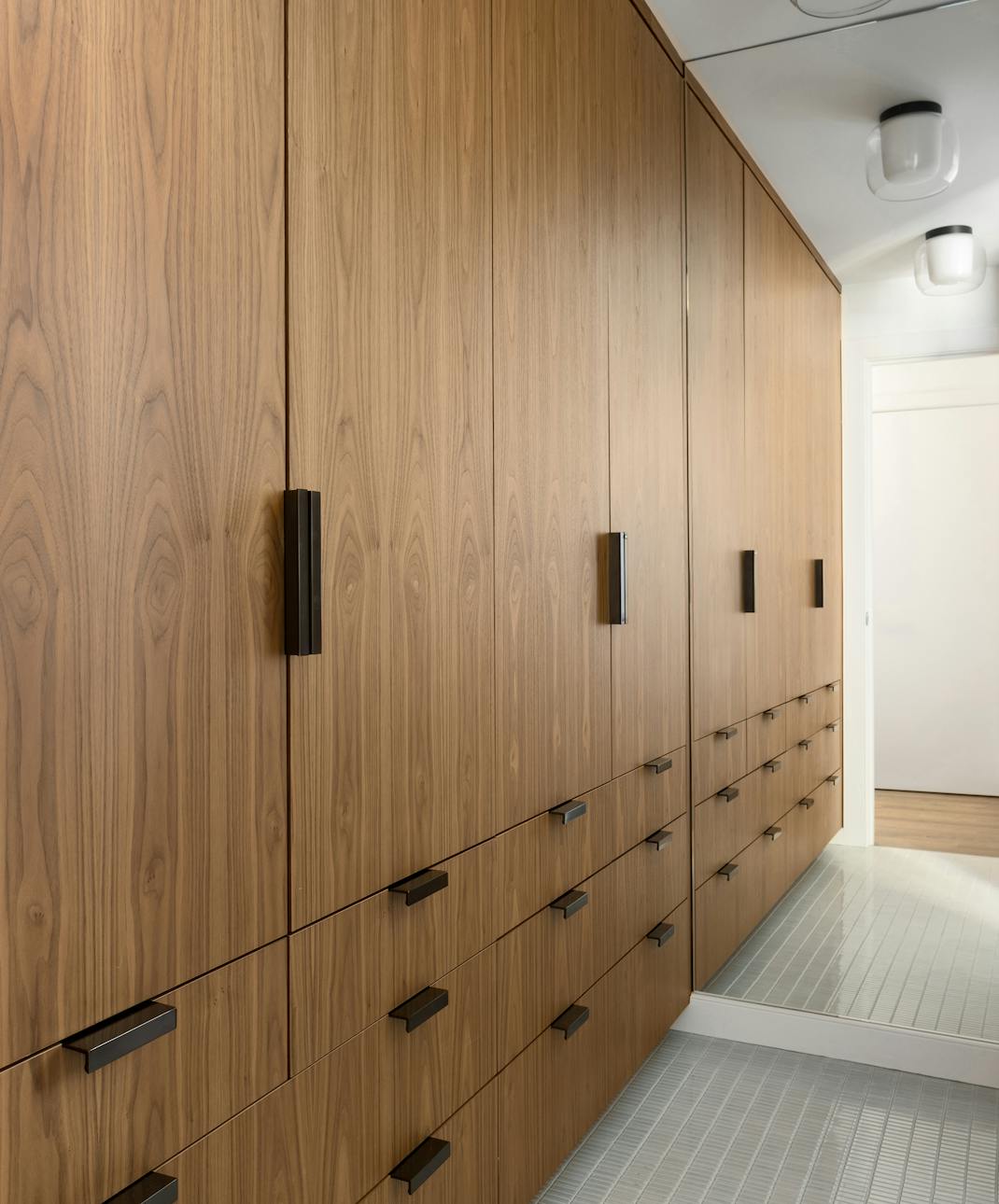 Andrew-Mann-Architecture-California-Nob-Hill-Pied-à-terre-Closets