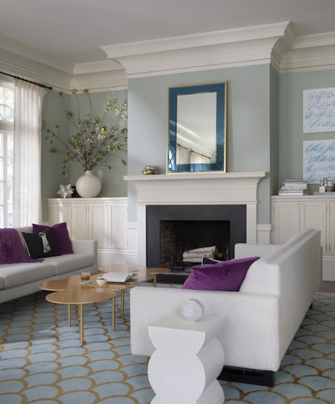 Andrew-Mann-Architecture-California-Urban-Style-Formal-Living-Room-White-Sofa