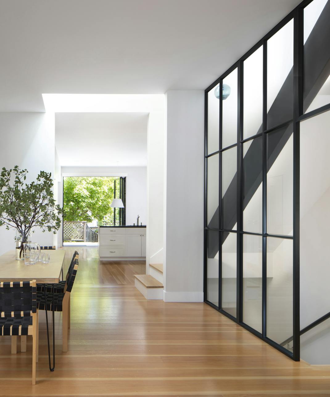 Andrew-Mann-Architecture-California-Historic-Cottage-Row-Hallway