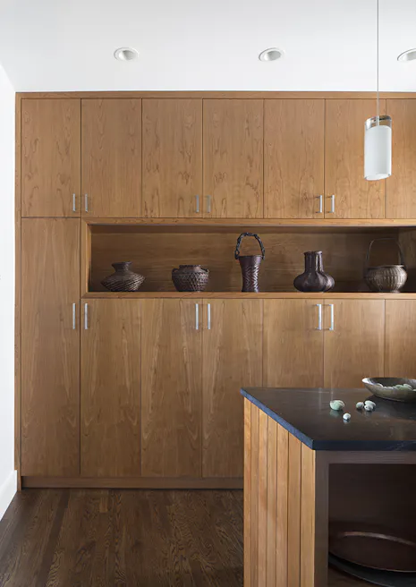 Andrew-Mann-Architecture-California-Modern-Craftsman-Kitchen-Cabinetry-Wall