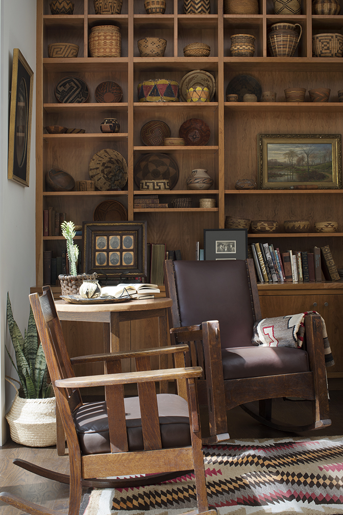 Andrew-Mann-Architecture-California-Modern-Craftsman-Partial-View-Shelves-with-Baskets