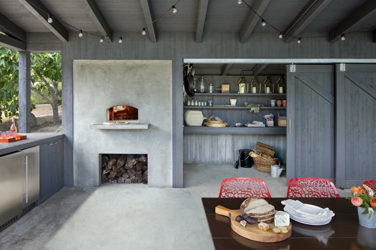 Andrew-Mann-Architecture-California-Sonoma-Retreat-Cabana-Brick-Oven-and-Hidden-Storage-View