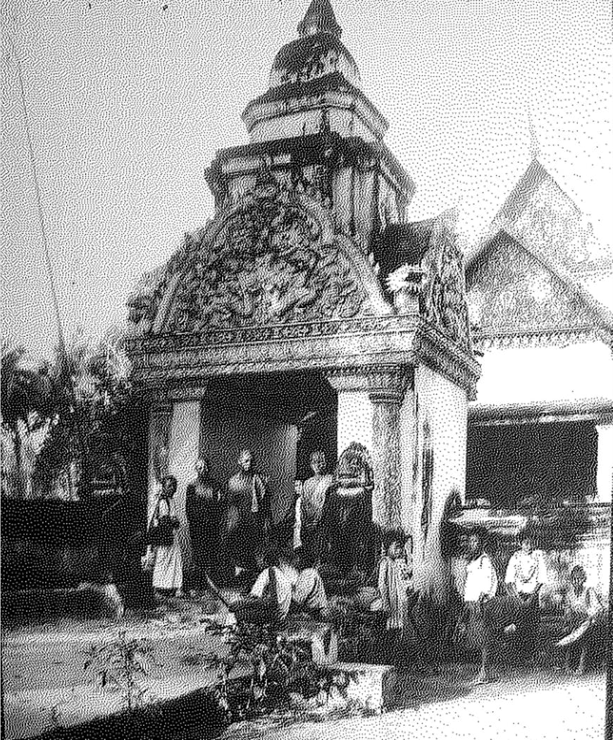 Andrew-Mann-Architecture-Wat-Khmer-Kampuchea-Krom-Buddhist-Temple-9